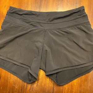 Lululemon speed up shorts 4’